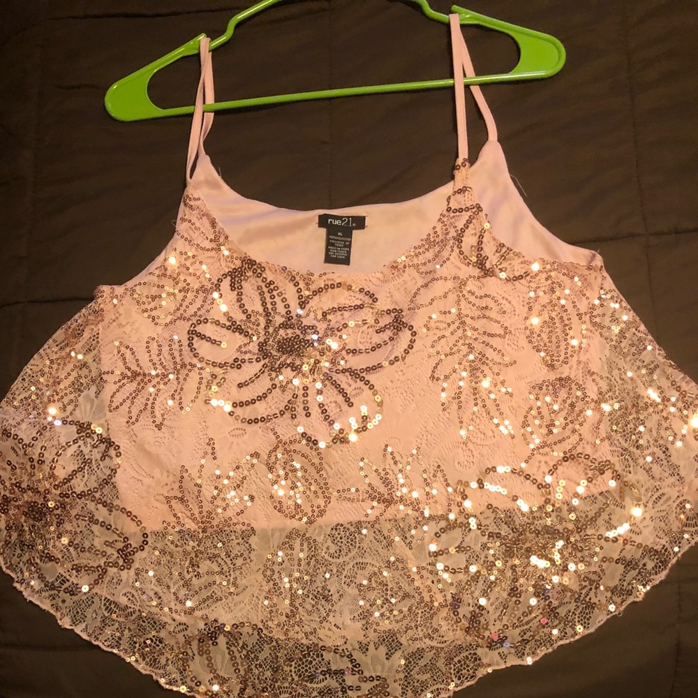 Summer sleeveless top